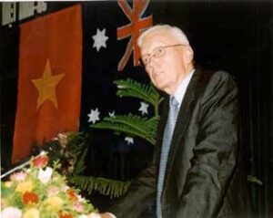 Figure 2: Inauguration of Vietnam Australia Defence Malaria Project laboratories, Hanoi, August 2002.